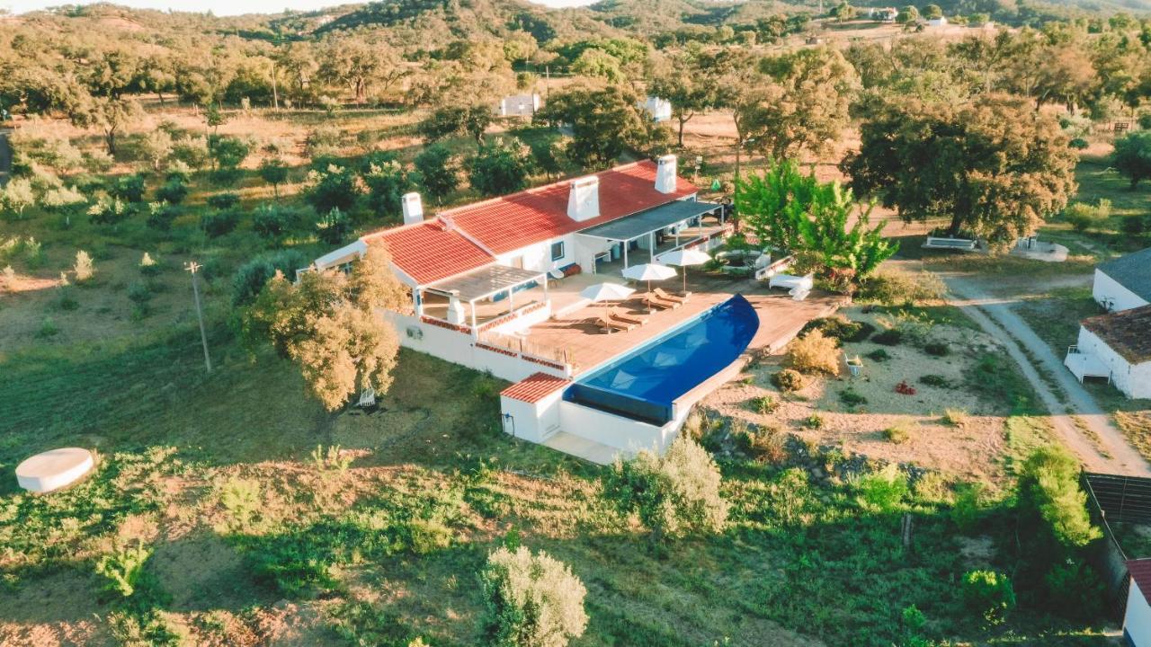 The Blue House Valley Grandola Luaran gambar